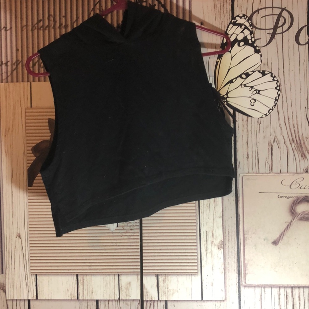 Cropped Hooded Tank
